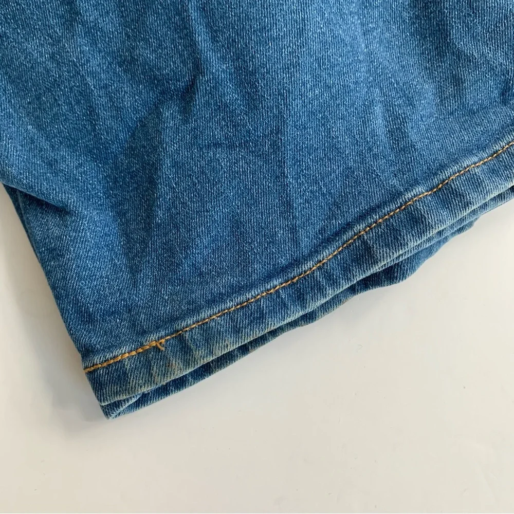 Levi's Men's 541  Medium Wash Athletic Taper Leg Jeans Size 44 x 30